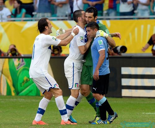 意大利vs乌拉圭集锦