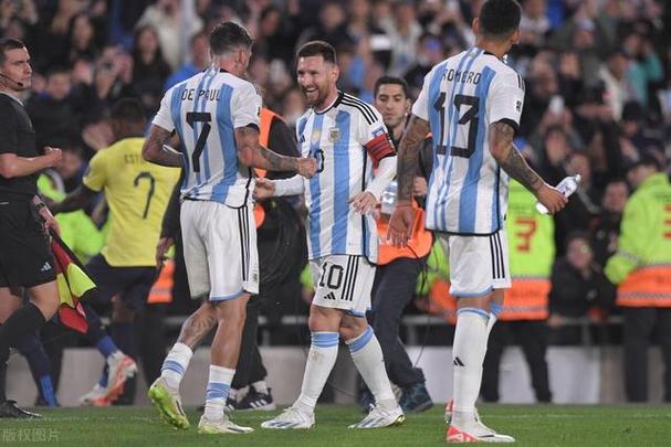 阿根廷vs美国梅西任意球